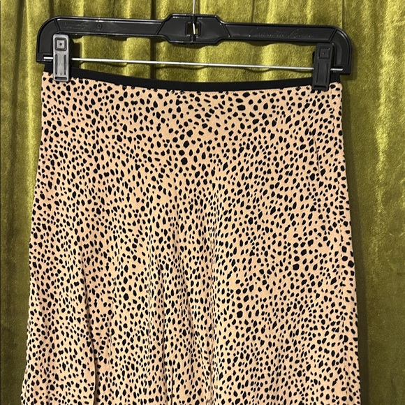 Philosophy Leopard Print Women's Skirt - Picture 3 of 11